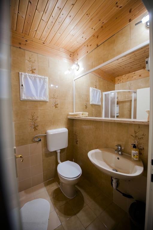 Apartment Al Porto Ровінь Екстер'єр фото